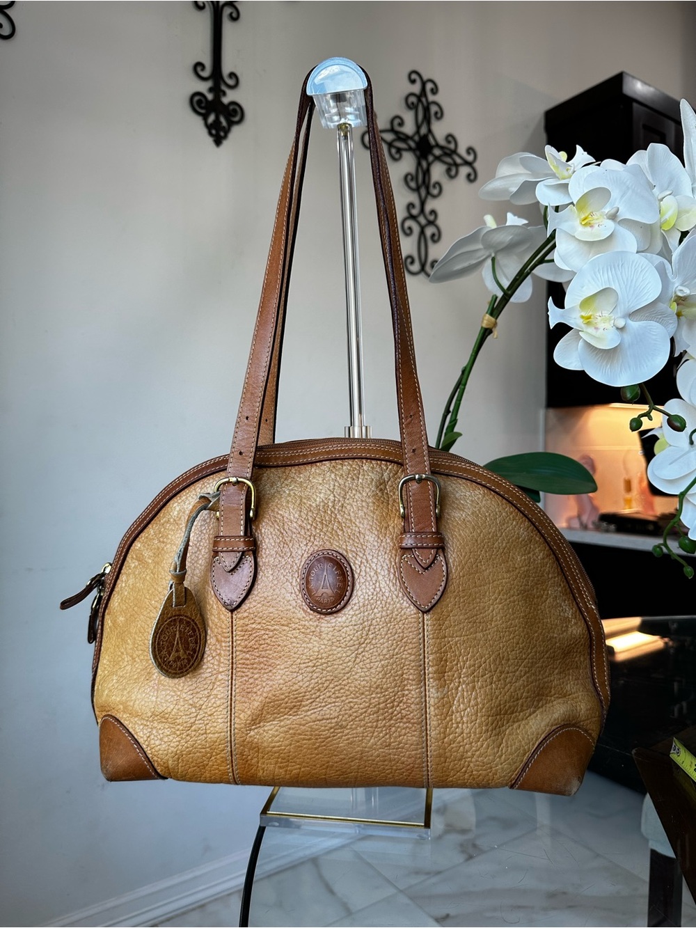 La tour eiffel Paris Tan Pebbled Leather Dome Shoulder Bag